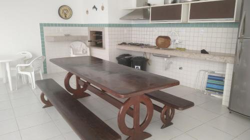 Cachoeira do Bom Jesus House | Relaxing Casa with 6 Suites & Pool, Steps from the Beach