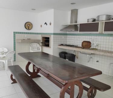 Cachoeira do Bom Jesus House | Relaxing Casa with 6 Suites & Pool, Steps from the Beach