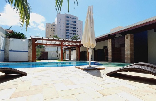 Praia dos Sonhos House | Relaxing Casa com 6 Suites with Oceanfront Views