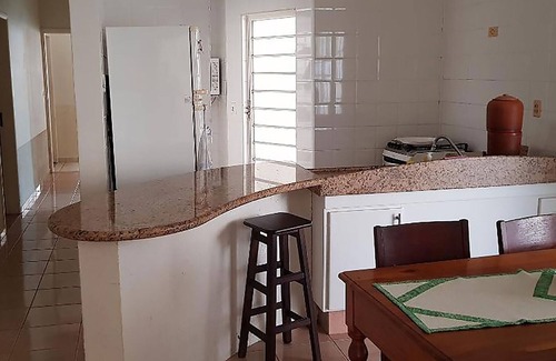 Centro House | Relaxing Casa in Central Caraguatatuba with Ocean View