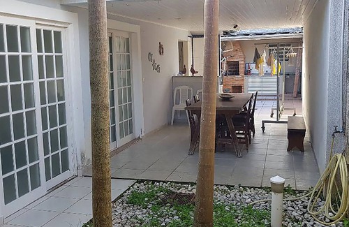 Centro House | Relaxing Casa in Central Caraguatatuba with Ocean View