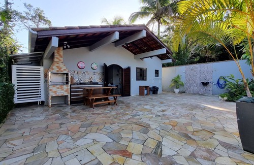 Barra do Una Ski Chalet | Pet-Friendly Casa COM Churrasqueira in São Sebastião