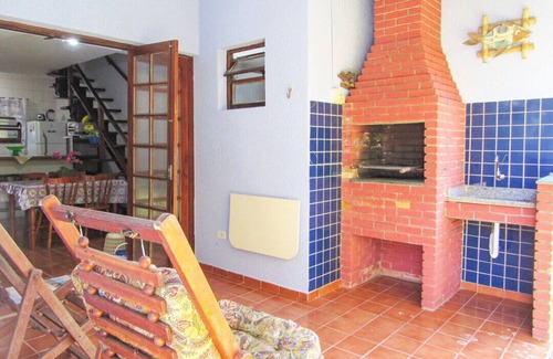Massaguacu House | Relaxing Getaway Near Massaguaçu Beach with Great Amenities
