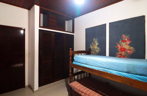 Parque Oasis House | Casa com lazer e Wi-Fi perto da praia em Peruíbe