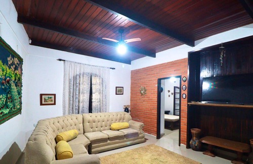 Parque Oasis House | Casa com lazer e Wi-Fi perto da praia em Peruíbe