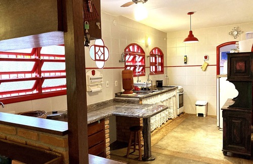 Guaeca House | Relax at Casa near Guaecá Beach with Spa & Breakfast