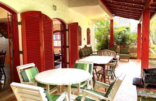 Guaeca House | Family-Friendly Retreat Just 100m from Praia de Guaeca