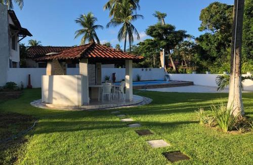 Barra do Gil House | Relaxing Retreat with Pool and Ocean View in Vera Cruz
