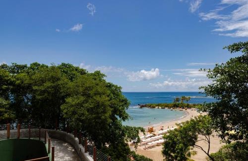 Morro de Sao Paulo House | Relax at Casa: Poolside Retreat with Ocean Views