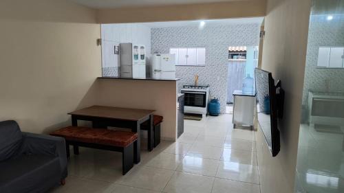 Tamoios House | Casa com piscina a 500m da praia