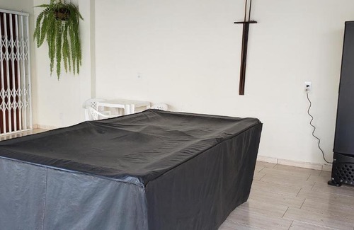 Rio Vermelho Norte House | Pet-Friendly Casa com Piscina: A 10/10 Guest Experience!