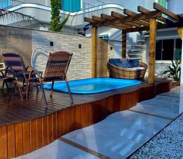 Ze Amandio House | Discover Casa com piscina: Pet-Friendly with Pool & Breakfast
