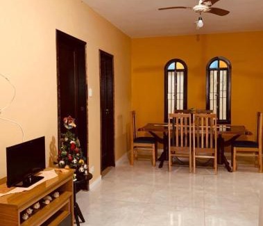 Caraguatatuba House | Relaxing Retreat at Casa com piscina with Pool & Pet Friendly