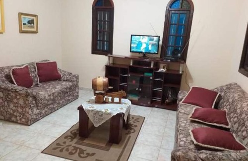 Cibratel II House | Inviting Casa with Pool and BBQ for Unforgettable Stays