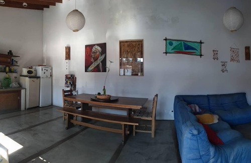 Estufa I House | Relax at Casa com Piscina: Family-Friendly with Great Amenities