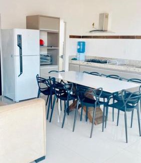 Setor Lagoa Quente House | Relaxing Getaway with Pool and Suites near Parque Lagoa Quente