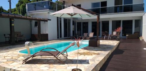 Bombas House | Relax at Casa com Piscina e Hidromassagem Montoski