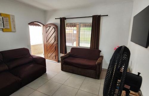 Jardim Praia Grande House | Ideal Getaway: Casa with Pool & Wi-Fi in Mongagua, SP