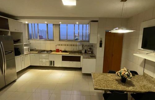 Santo Cristo Apartment | Inviting Casa Com Piscina: Family-Friendly in Porto Maravilha