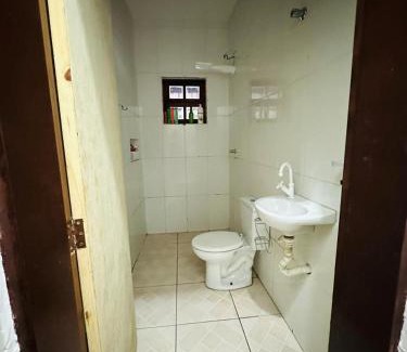 Peruibe House | CASA COM PISCINA - PeRUIBE