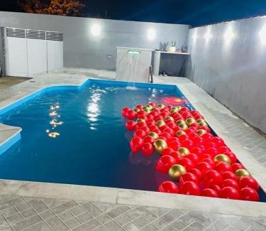 Peruibe House | CASA COM PISCINA - PeRUIBE