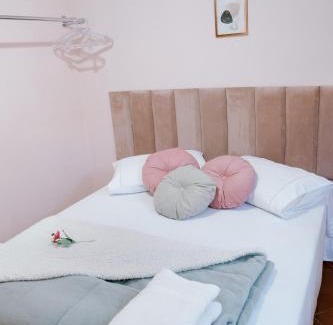 Sao Lourenco House | Pet-Friendly Escape at Casinha da Vovó - Rated 9.7/10