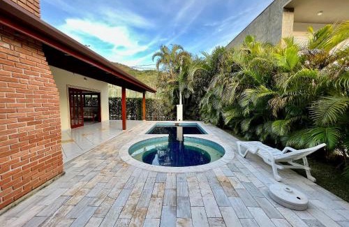 Praia do Pauba House | Relax at Casa com Piscina Privativa in Beautiful Paúba