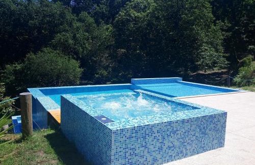 Parada de Bouro House | Relax at Casa com piscina privada e jacuzzi in Gerês