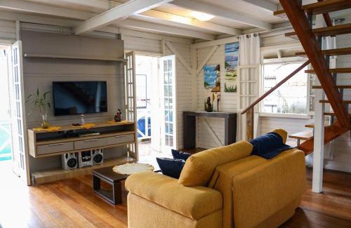 Caiacanga House | Relaxing Casa with Ocean View & Pool at Sunset