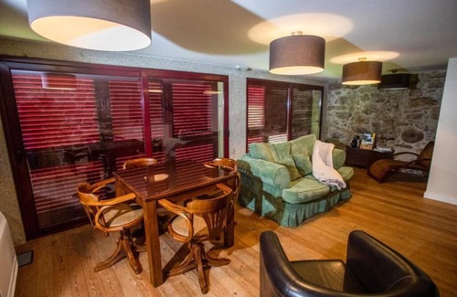 Arcos de Valdevez Apartment | Relaxing Stay at Casa com Vista Para a Piscina