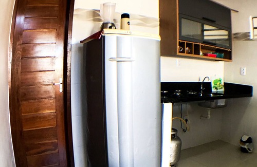 Castelo da Torre House | Cozy Casa with Wi-Fi and Pool in Camaçari for Your Stay