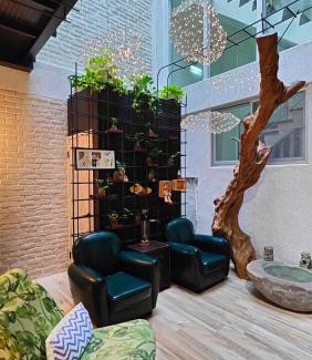 Anping House | Experience CASA CoMoDo: Family-Friendly Comfort Awaits