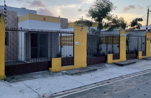 Candeias House | Family-Friendly Stay at CASA COMPACTA in Coqueiral