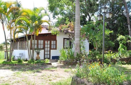 Colonia do Marcal House | Discover Casa Completa: 9.6/10 Rated with Free Parking