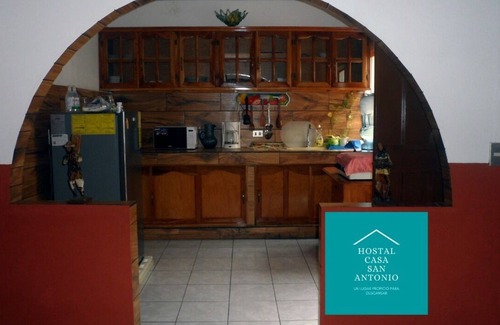 Ahuachapan House | Spacious Casa Completa for 8 with Hot Tub & Breakfast