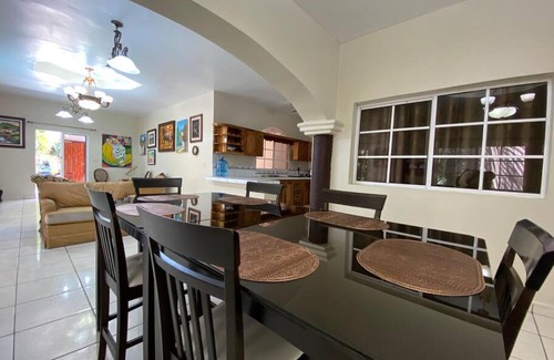 Comayagua House | Pet-Friendly Casa con Piscina in Comayagua - Rated 10/10