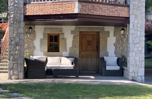 Pechon House | Discover Casa con Jardín en Pechón - Pet & Child Friendly