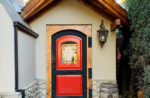 San Carlos de Bariloche House | Perfect Getaway: Casa con gran parque with Hot Tub & Garden