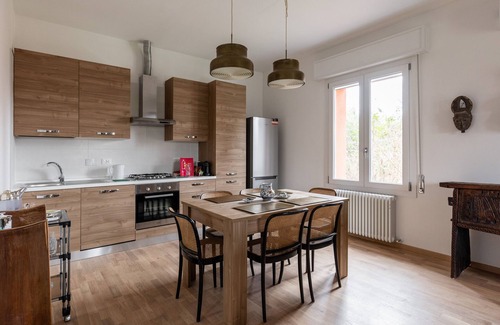 Province of Bologna House | Charming Casa con Giardino in Borgo Panigale - Rated 10/10