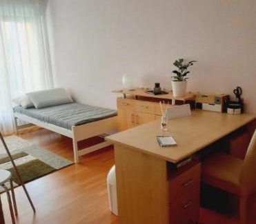 Gordola House | Private Room with Balcony, Garden & Pool - 9.3/10 Rating