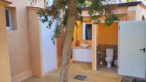 Palamos Villa | Relaxing Casa with Garden Just Steps from the Beach