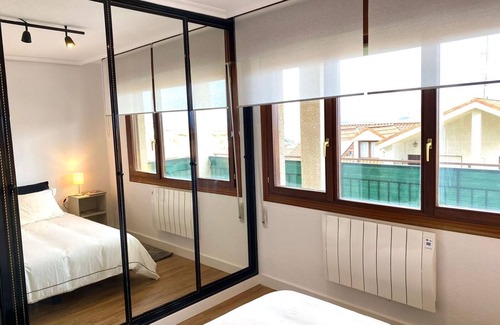 Mogro Apartment | Relaxing Casa with Garden, Ocean View & Private Parking