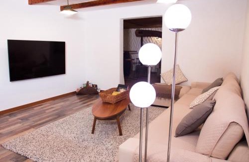 Tegueste Apartment | Discover Un Lugar en el Mundo: Oceanfront Bliss Awaits