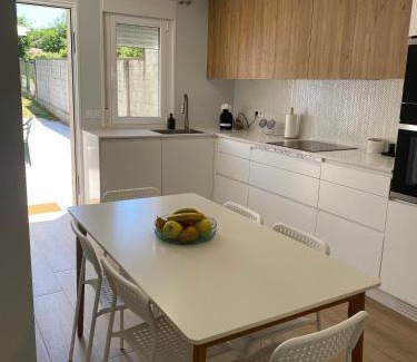 Santiago de Compostela House | Casa con piscina en Santiago a 10 min del centro