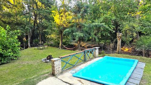 Benavidez House | Relax at Casa con PILETA by the River, Pet-Friendly Oasis