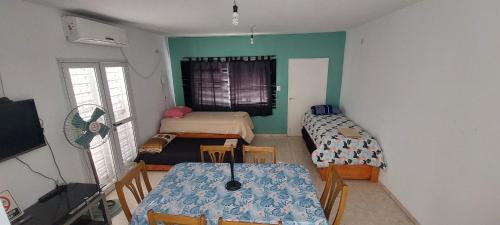 La Rioja House | Inviting CASA CON PILETA Y COCHERA with Pool & 4-Star Comfort