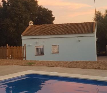 Almodovar del Rio Villa | Oceanfront Casa con piscina de agua salada Villa Pepucho