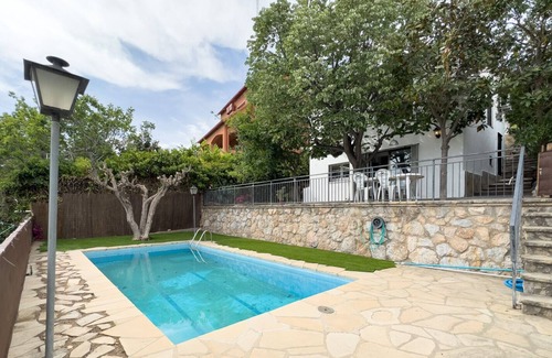 Viladecans House | Casa con Piscina en Viladecans