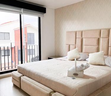 La Aurora Villa | Casa con Piscina Privada, Asadero Bbq y 4 cuartos en Guayaquil