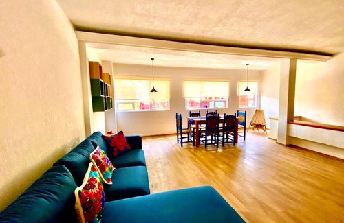 Coyoacan Apartment | Beautiful Casa con Roof Garden in Vibrant Coyoacán
